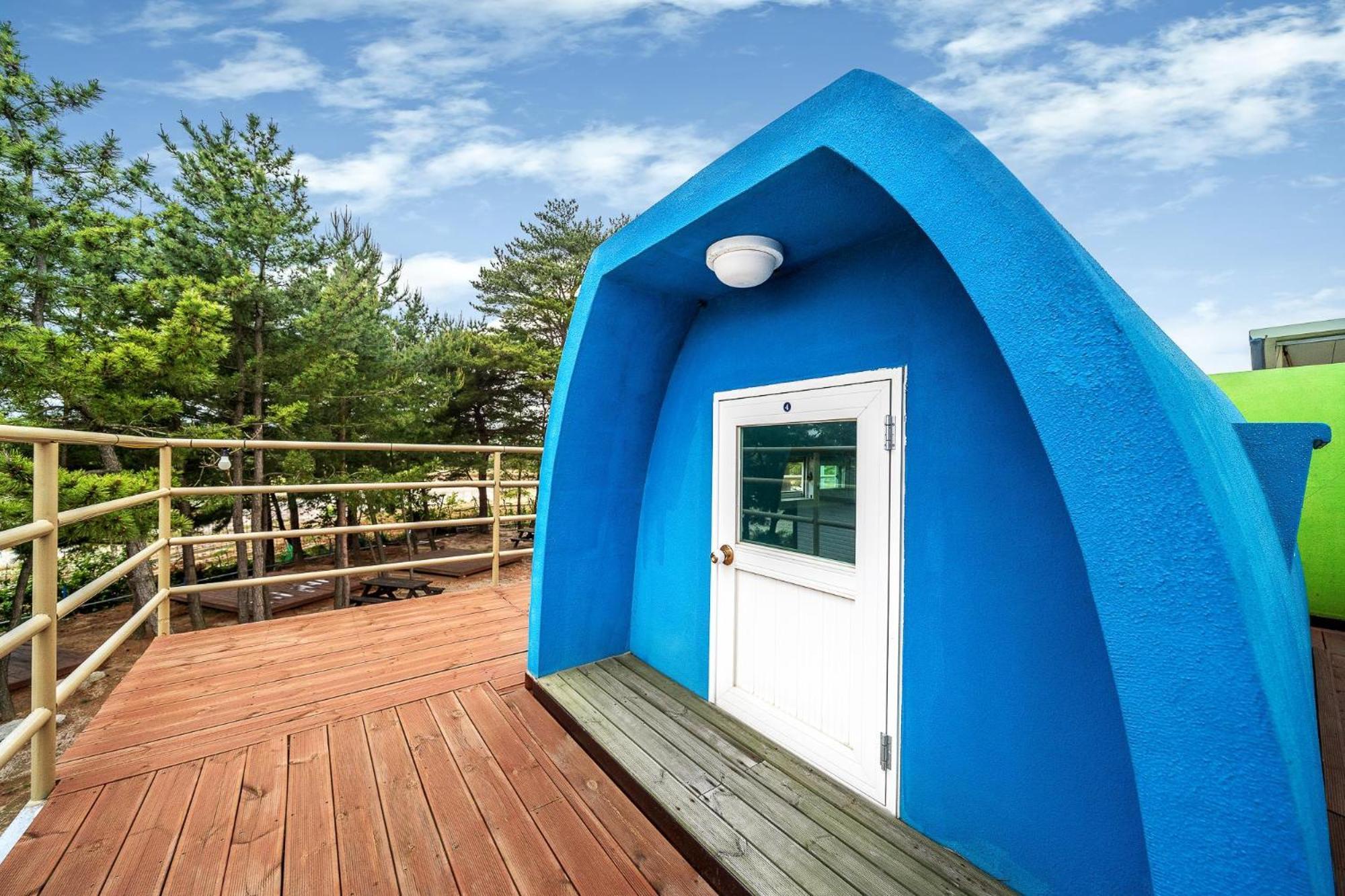 Goseong Jjun Camping Pension Koszong Szoba fotó